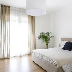 Tommy's Flat Apartment